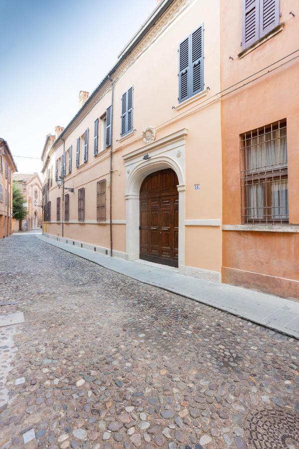 Palazzo Sabbioni Suite Del Conte Elegant Suite In Old Monastery City Center Ferrara Zewnętrze zdjęcie