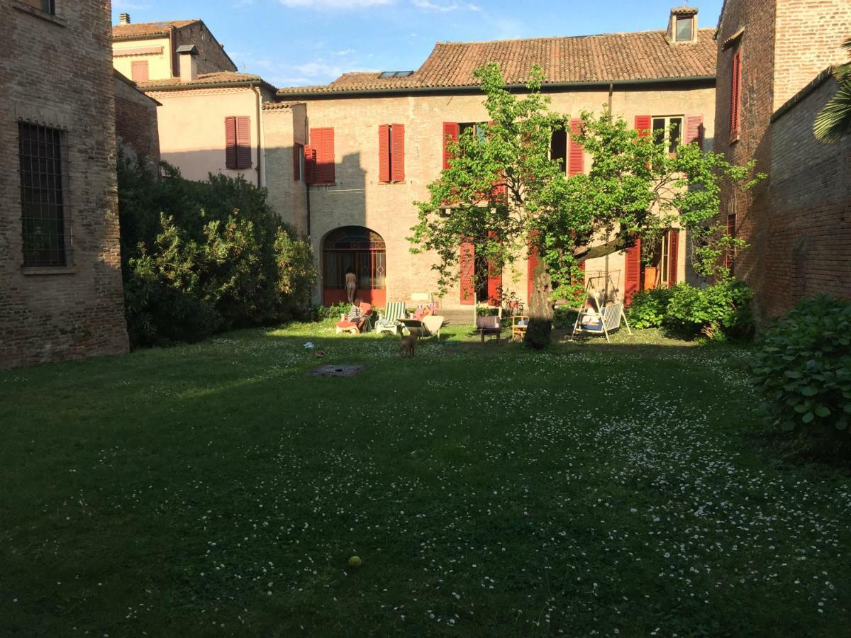 Palazzo Sabbioni Suite Del Conte Elegant Suite In Old Monastery City Center Ferrara Zewnętrze zdjęcie